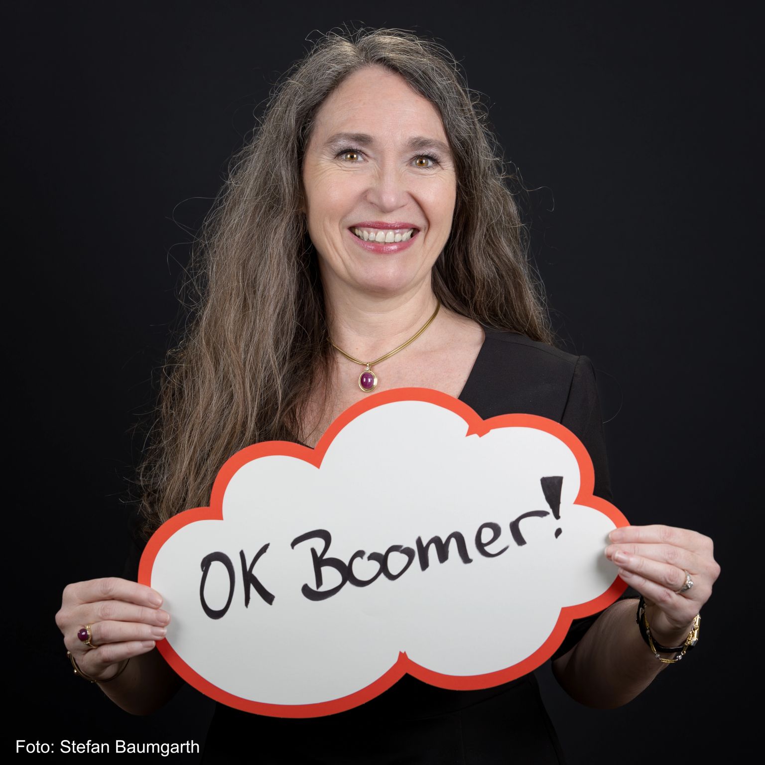 Inge Bell mit Text "OK Boomer!"